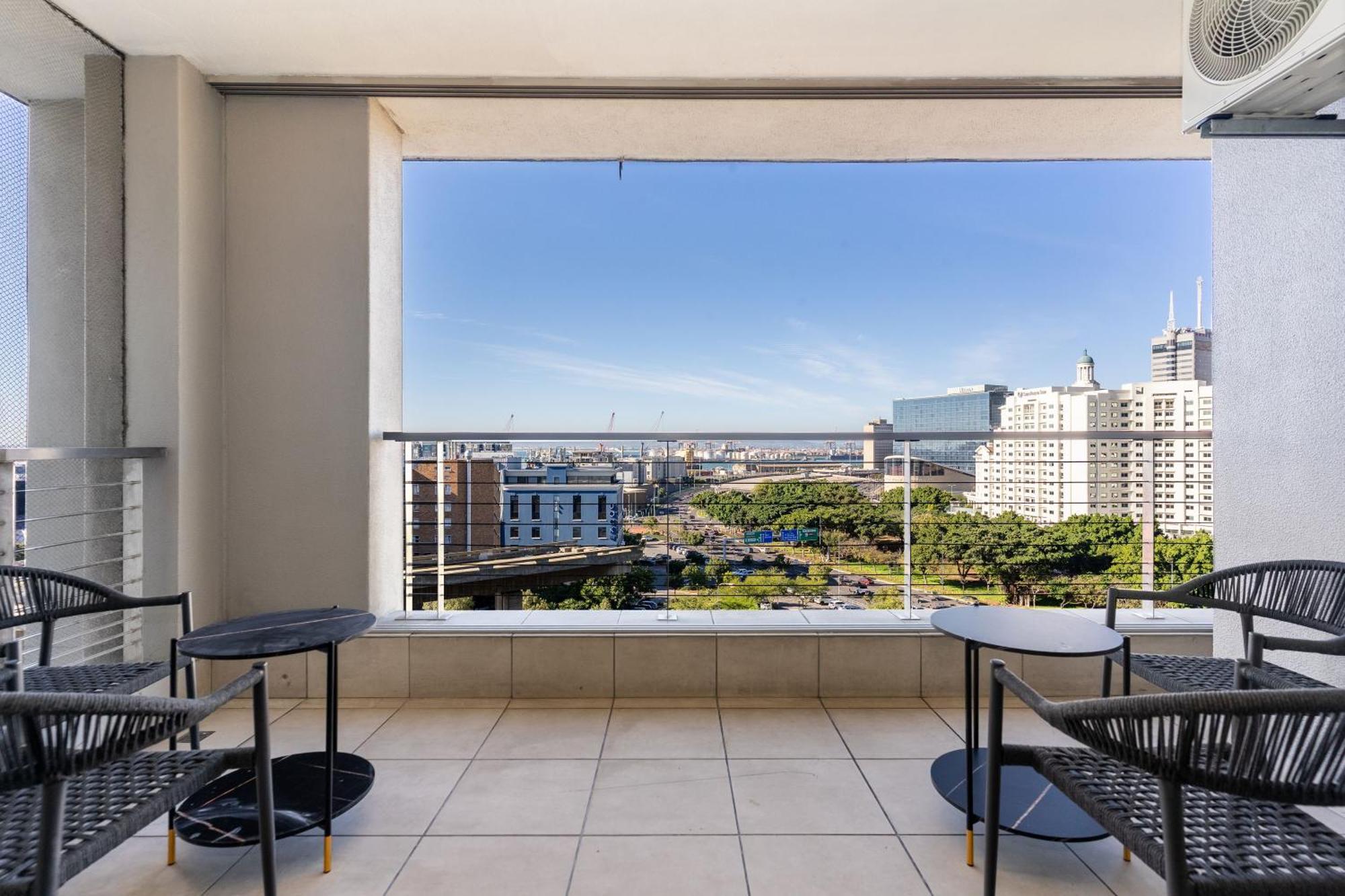 Harbour Edge Apartment